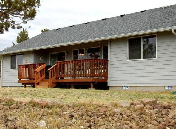 3rd image of 6284 SE Scenic Dr