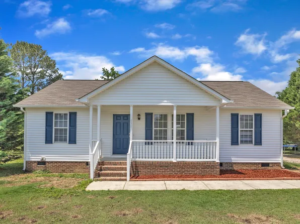 430 Sir David Dr, Zebulon, NC 27597