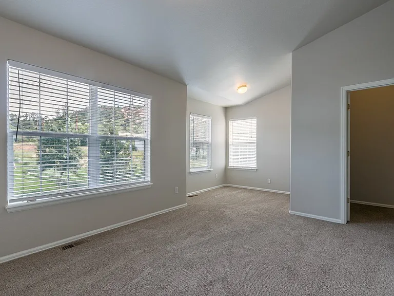 56 Vale Cir — Photo 21