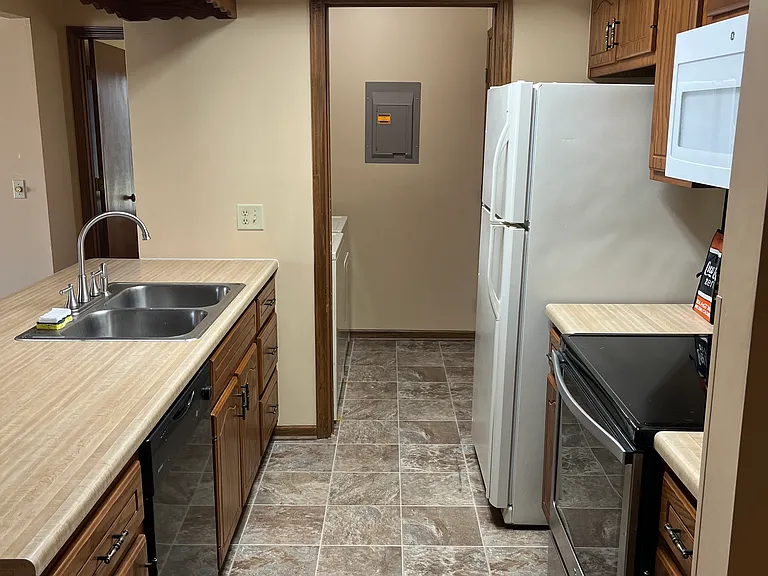 10601 Wild Flower Pl — Photo 9
