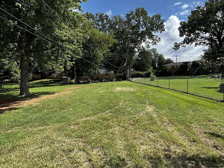 206 Orleans Dr — Photo 20