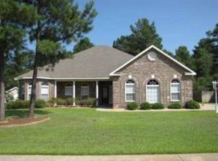 305 Yorktown Dr, Perry, GA 31069