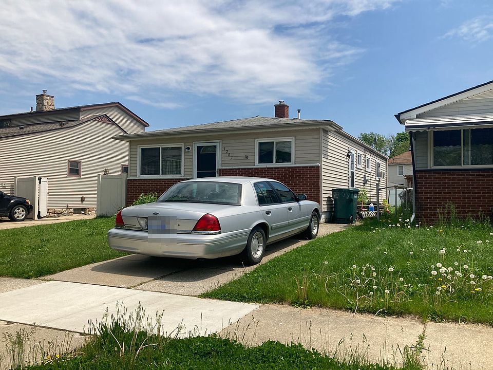 2nd image of 1287 Ethel Ave