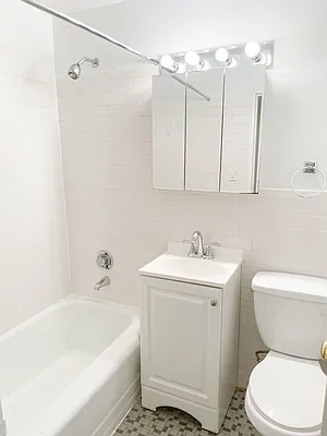 Rented by Urban Real Estate Inc | media 9