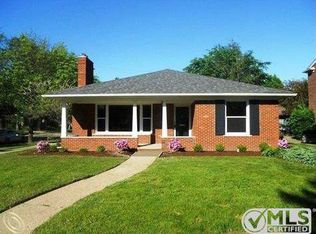 1266 Harvard Rd, Grosse Pointe Park, MI 48230