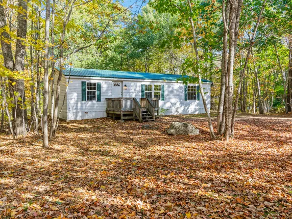 102 Ridge Road, Newcastle, ME 04553