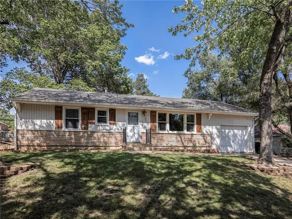 502 E 131st Ct, Kansas City, MO 64145