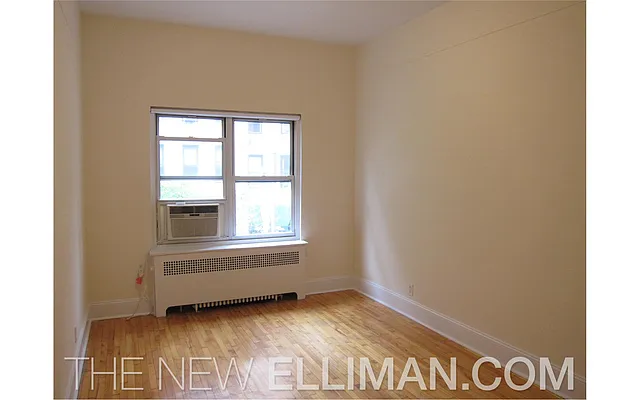 Rented by Douglas Elliman | media 38