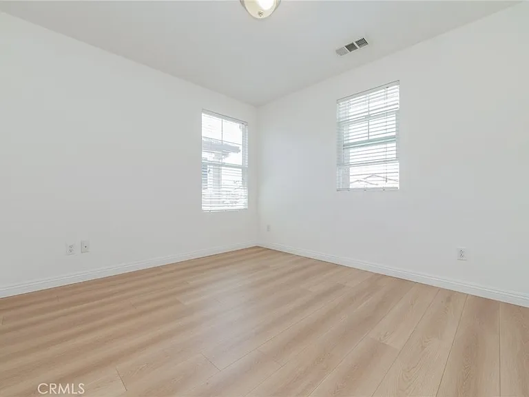 6937 Resina St — Photo 17
