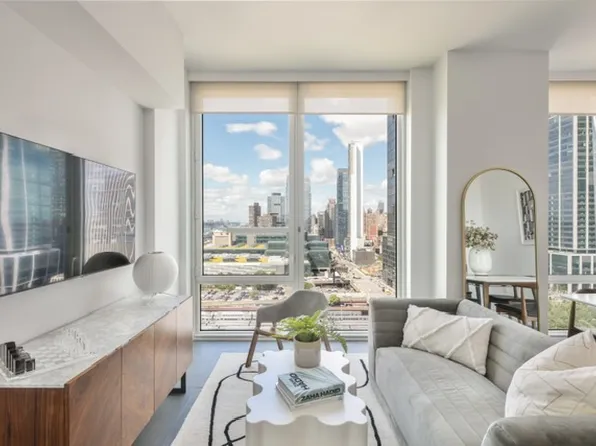 606 West 30th Street 26G image 1 of 16