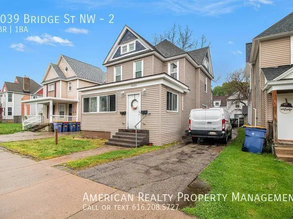 1039 Bridge St NW, Grand Rapids, MI