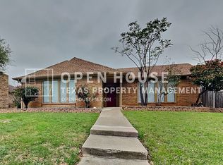 2033 E Branch Hollow Dr, Carrollton, TX 75007