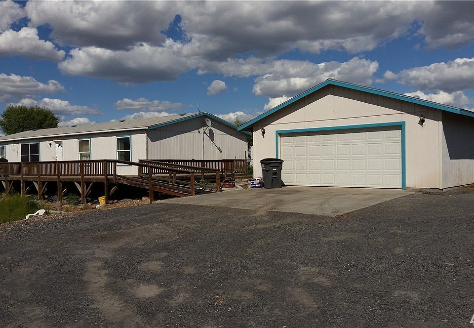 1st image of 11058 Gambel Dr NE