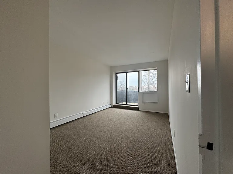 56-07 Clover Pl #3L — Photo 7