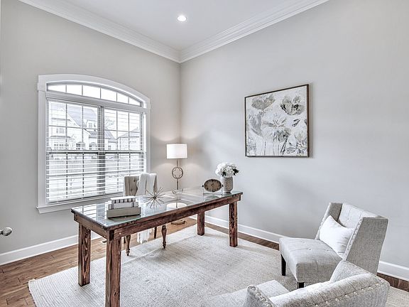 5th image of 1034 Sinatra Dr Lot 17