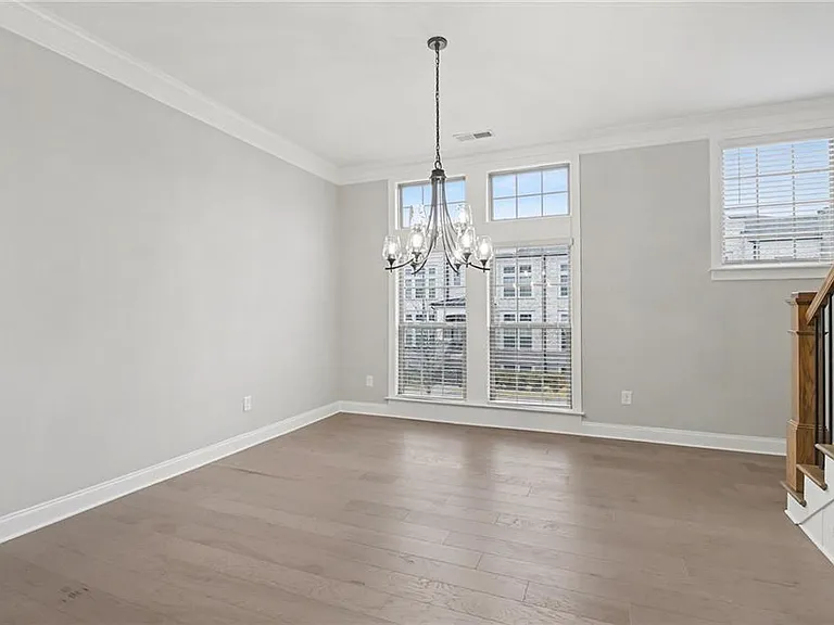 1258 Epping Ln — Photo 12