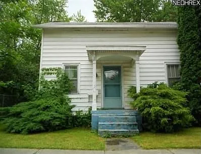 417 N Ward Ave photo 1
