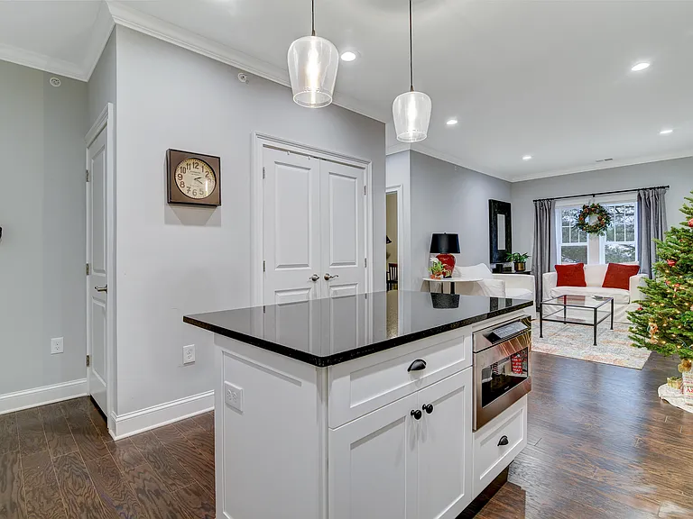 3 Arlington Rd #301 — Photo 3