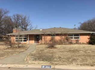 1610 Seneca Ave, Enid, OK 73703