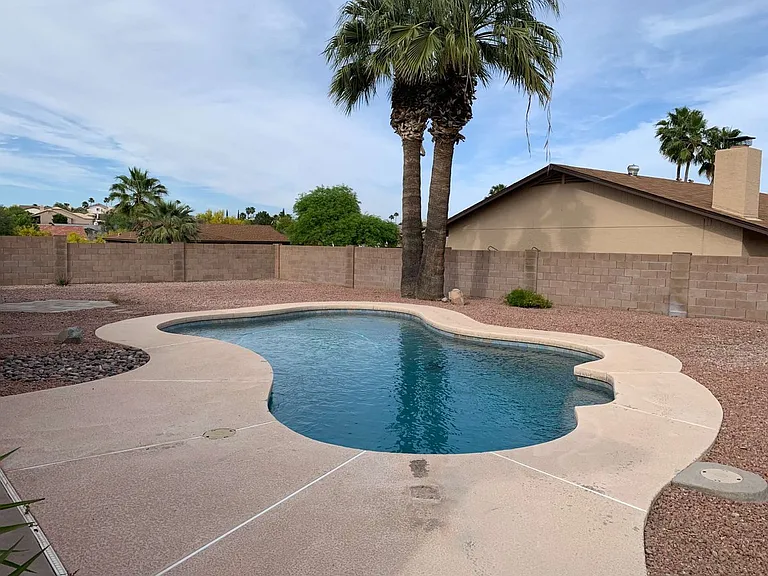 14053 N Hampstead Dr — Photo 31