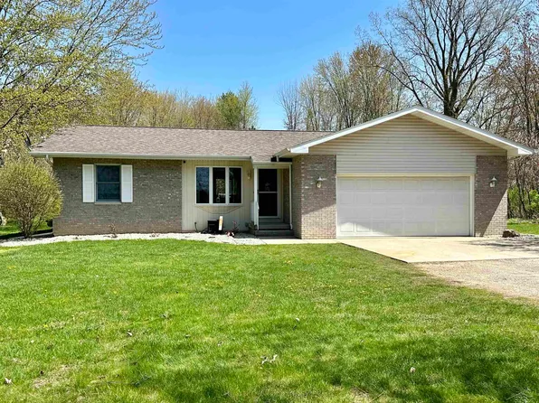 6647 Bray Rd, Vassar, MI 48768