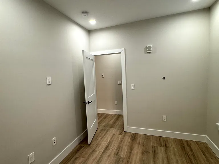 2385 Rhode Island Avenue Northeast — Photo 9