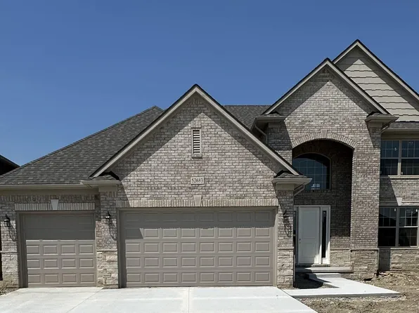 52683 Char Marie Dr, Macomb, MI 48042