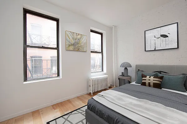 Rented by R New York | media 7