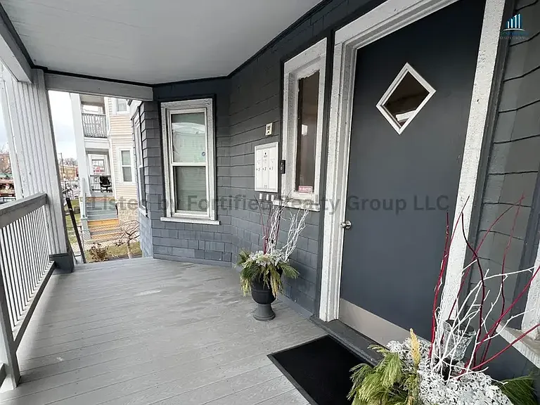 142 Washington St #3 — Photo 25