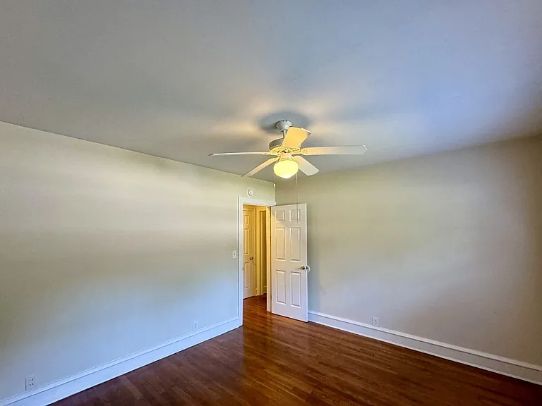 508 Loblolly Ln — Photo 9