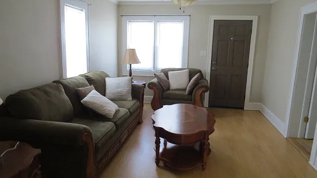 225 Ruth St — Photo 5