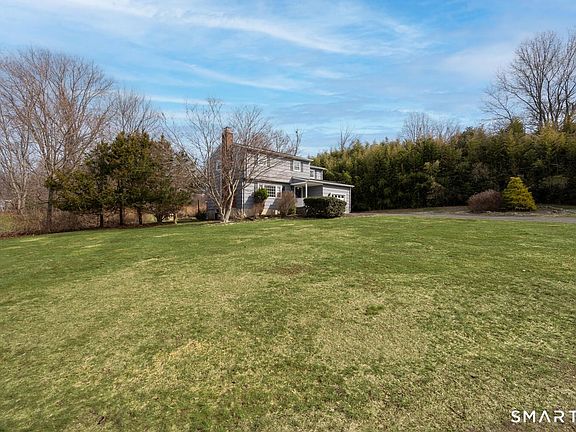3rd image of 68 Longview Road