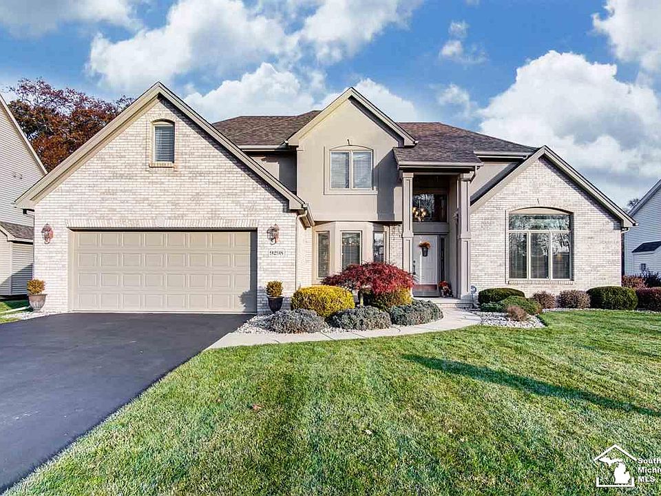 1st image of 9298 Castlebury Dr