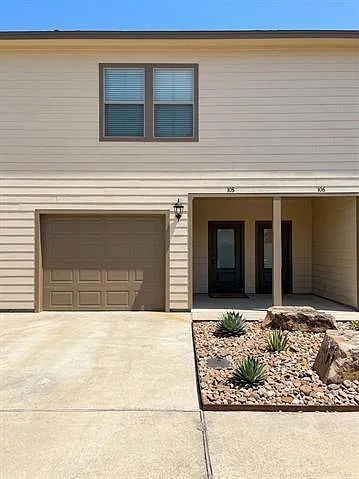 5670 Shadowbend Cir W #105 — Photo 1
