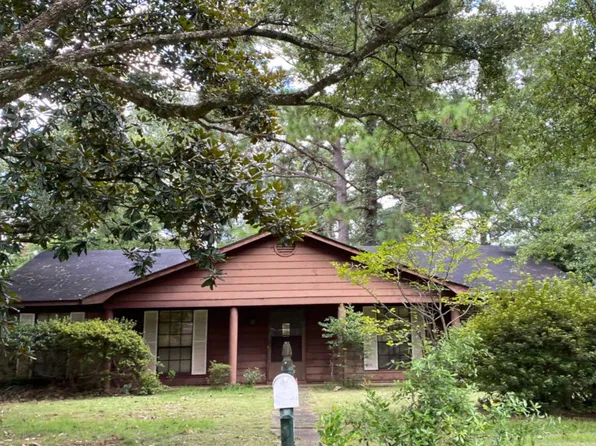 1517 Long Wood Rd, Mobile, AL 36609