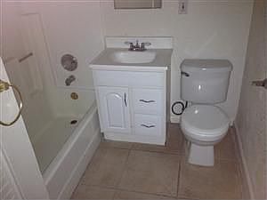 3rd image of 4505-7 Hilltop Dr