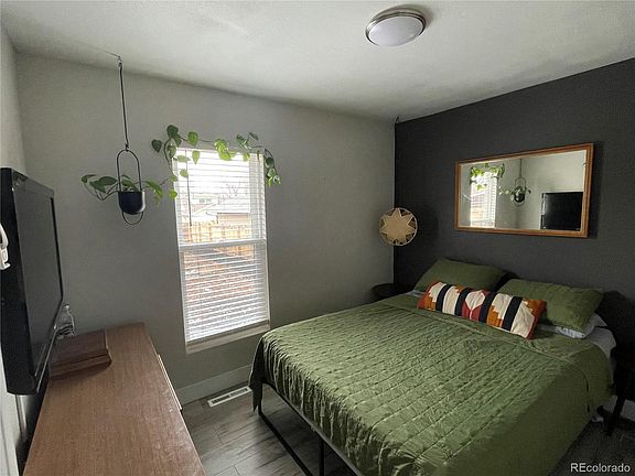 5th image of 2627 W College Avenue