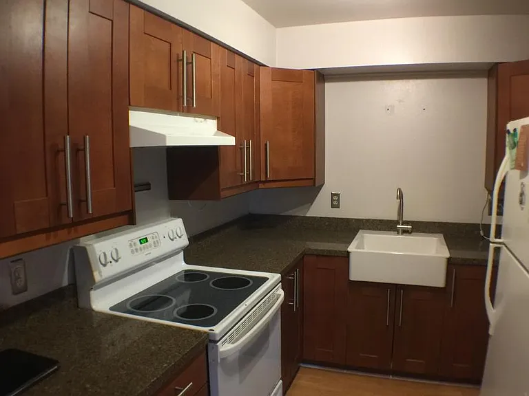 922 S Acapulco Ln #A — Photo 2