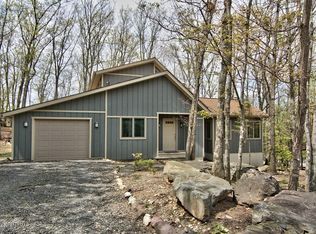 3208 Woodchip Ln, East Stroudsburg, PA