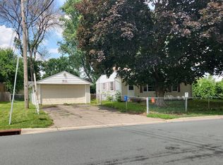 7453 Concord Blvd, Inver Grove Heights, MN 55076