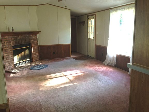 LivingRoom-New Carpet coming