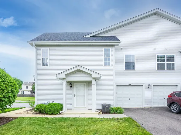 2583 Dickens Ct, Aurora, IL 60503