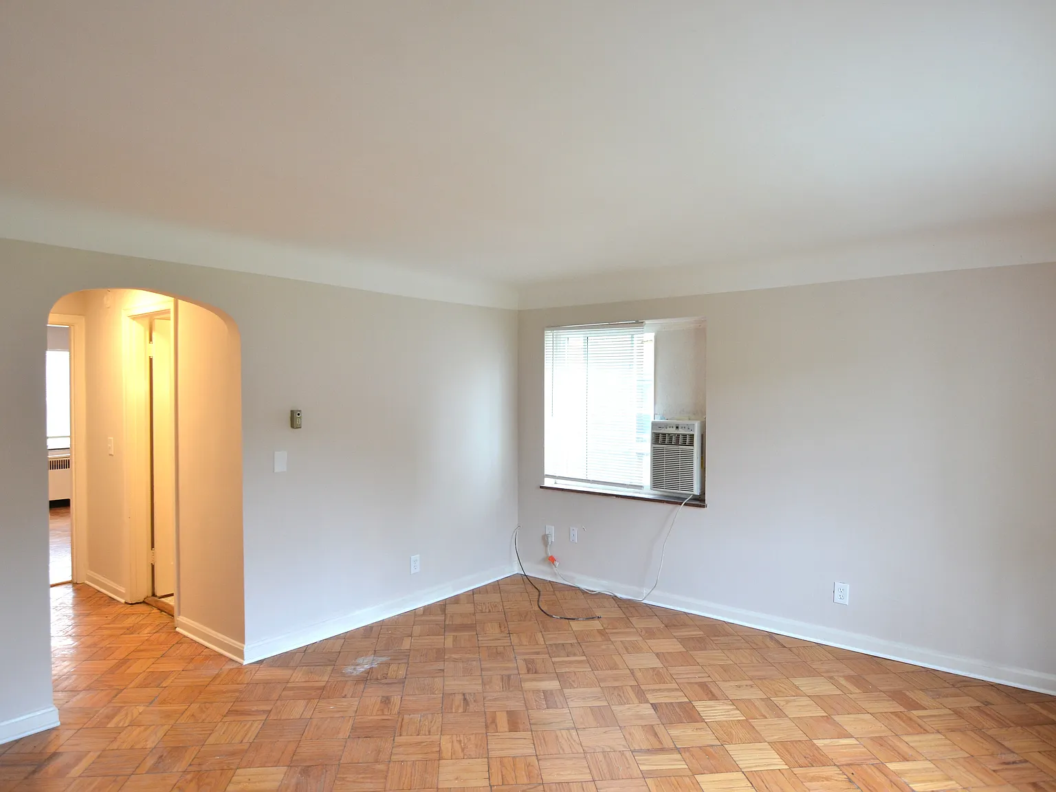 1 bed, 700 sqft, $825 — Photo 3