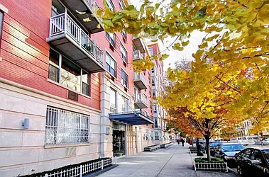 Rented by Living New York