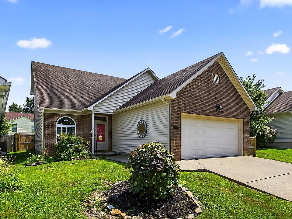 1st image of 120 Leatherwood Ln