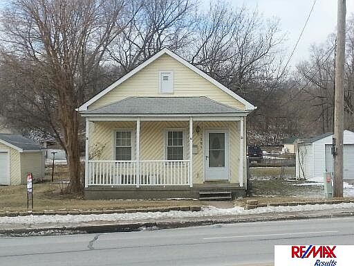 2nd image of 7004 Railroad Ave