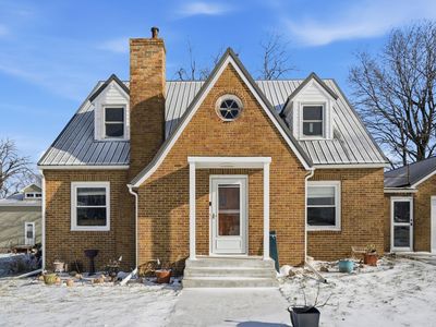 612 4th Ave NE, Independence, IA, 50644