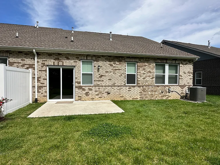 483 Gingerwood Ln — Photo 15