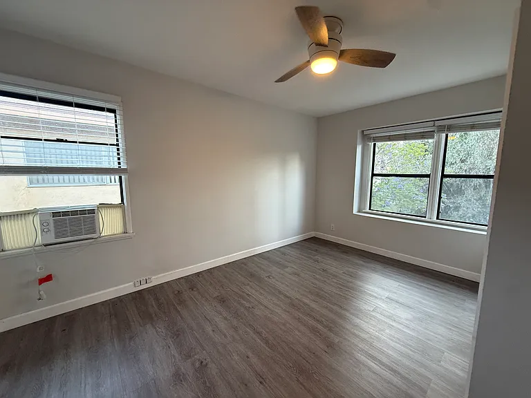 1222 McClellan Dr #6 — Photo 14