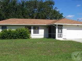 433 Candlewick Cir W, Lehigh Acres, FL 33936